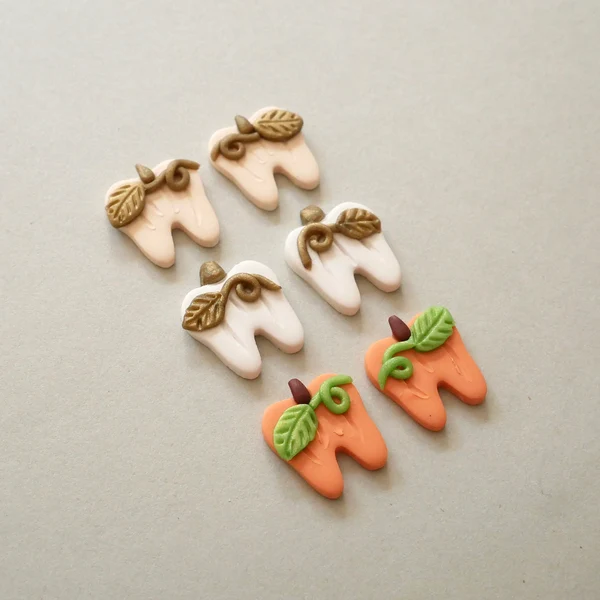 Pumpkin Stem Earrings